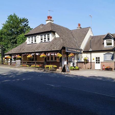 The Flying Bull Inn Liss Exterior photo